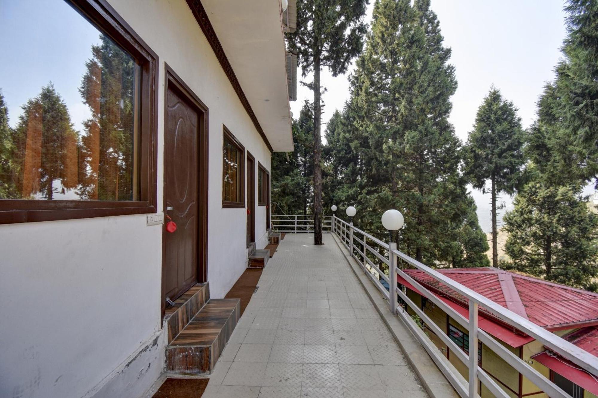 Hotel O Pine Tree Mussoorie Esterno foto